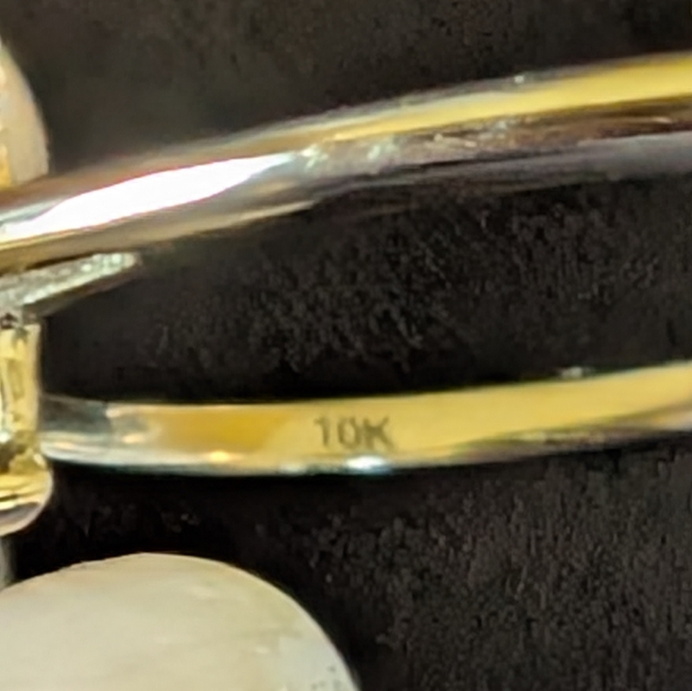 10K Gold Cushion Cut Moissanite Ring - Picture 4 of 5